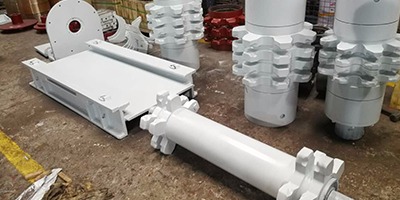 雙志機(jī)械告訴您怎樣生產(chǎn)質(zhì)量好的鍛造刮板、E型螺栓、刮板機(jī)配件