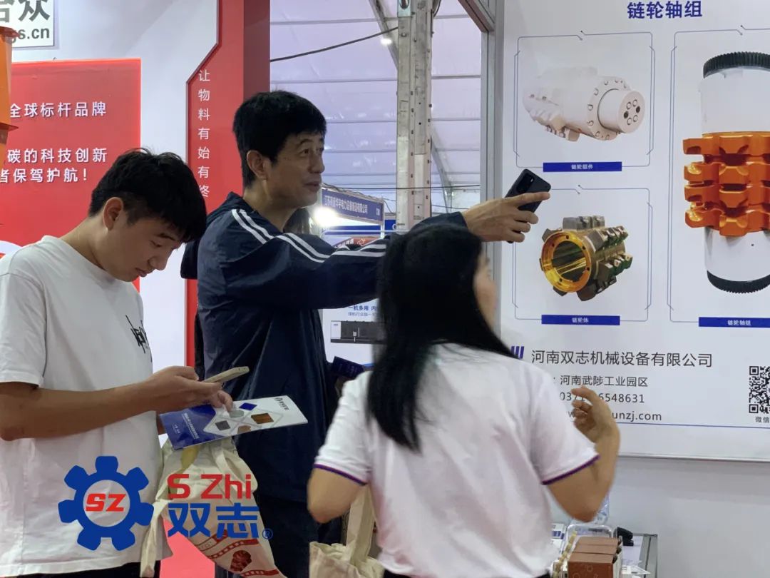 直擊淮南展會現(xiàn)場：品質(zhì)源于專業(yè)，服務(wù)展示精彩。