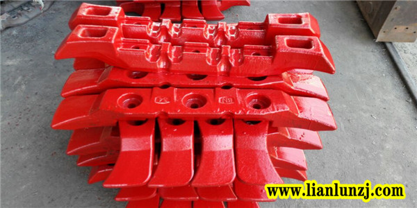 大型刮板輸送機(jī)<i style='color:red'>17gl7-1刮板</i>鍛造工藝的重難點在哪？
