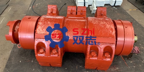 刮板輸送機的破碎軸組多久要更換一次？_河南雙志