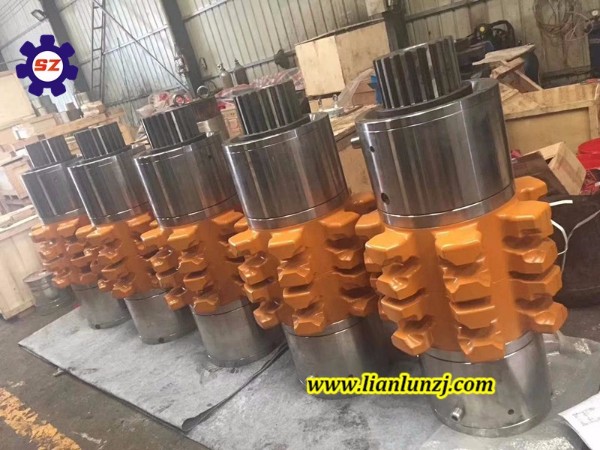 SGZ1000鏈輪組件等刮板機(jī)配件驗(yàn)收完畢！